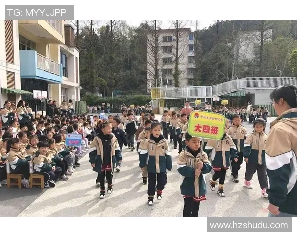 幼儿园开学篮球第一课快乐启航小朋友们的运动梦想从这里开始